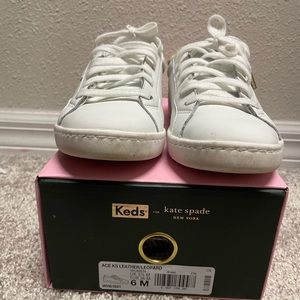 White leather keds by Kate spade